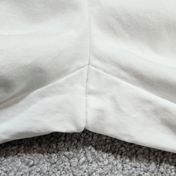 Chico's Brigitte White Pull On Slim Cropped Pants Tummy Control Beachy Neutral - Picture 9 of 9
